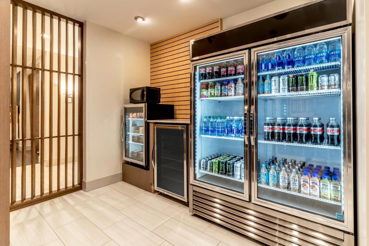 Holiday Inn Express & Suites - Milwaukee West Allis By Ihg Exteriér fotografie