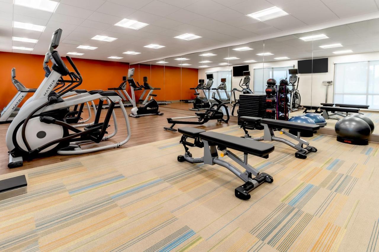 Holiday Inn Express & Suites - Milwaukee West Allis By Ihg Exteriér fotografie