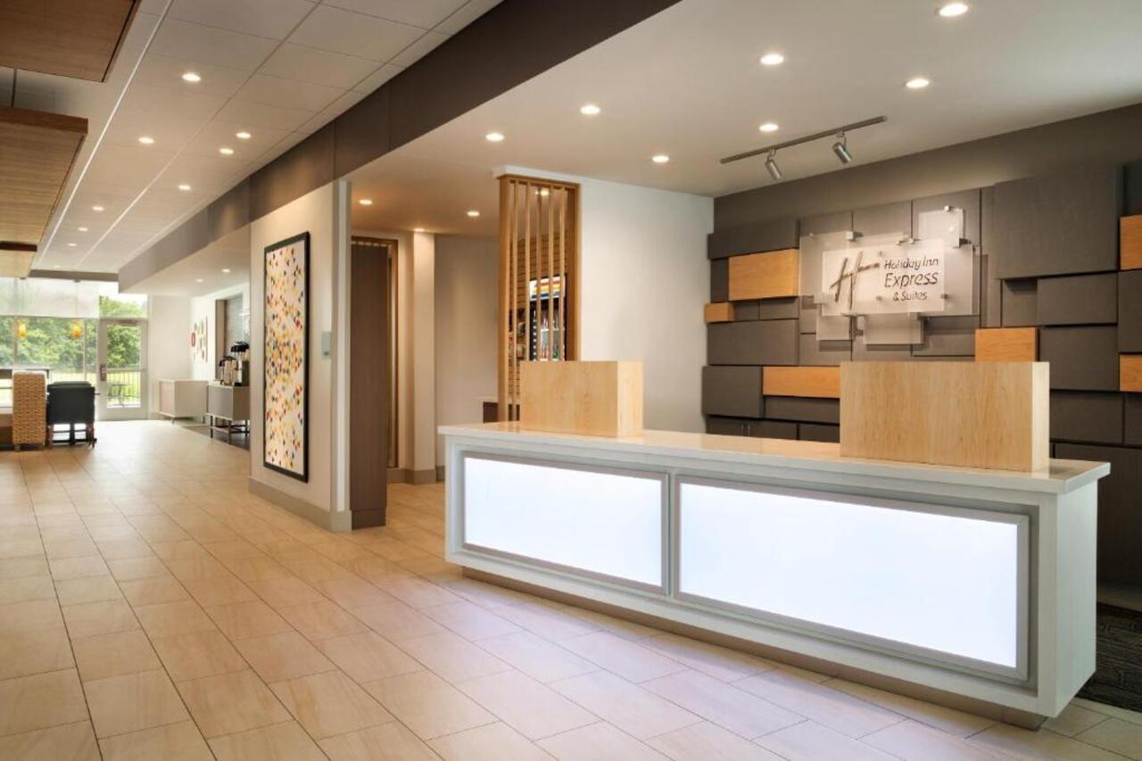 Holiday Inn Express & Suites - Milwaukee West Allis By Ihg Exteriér fotografie